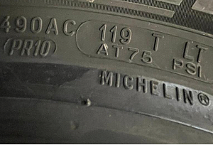 Шина MICHELIN PILOT PRIMACY AR 255-720 R 490A C 119T